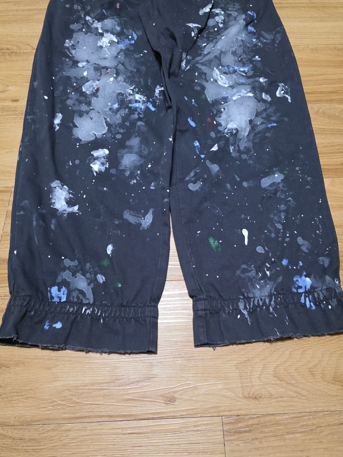 4size택포35만)24fw컬러 kolor 페인팅 와이드 팬츠 네이비 상품이미지6