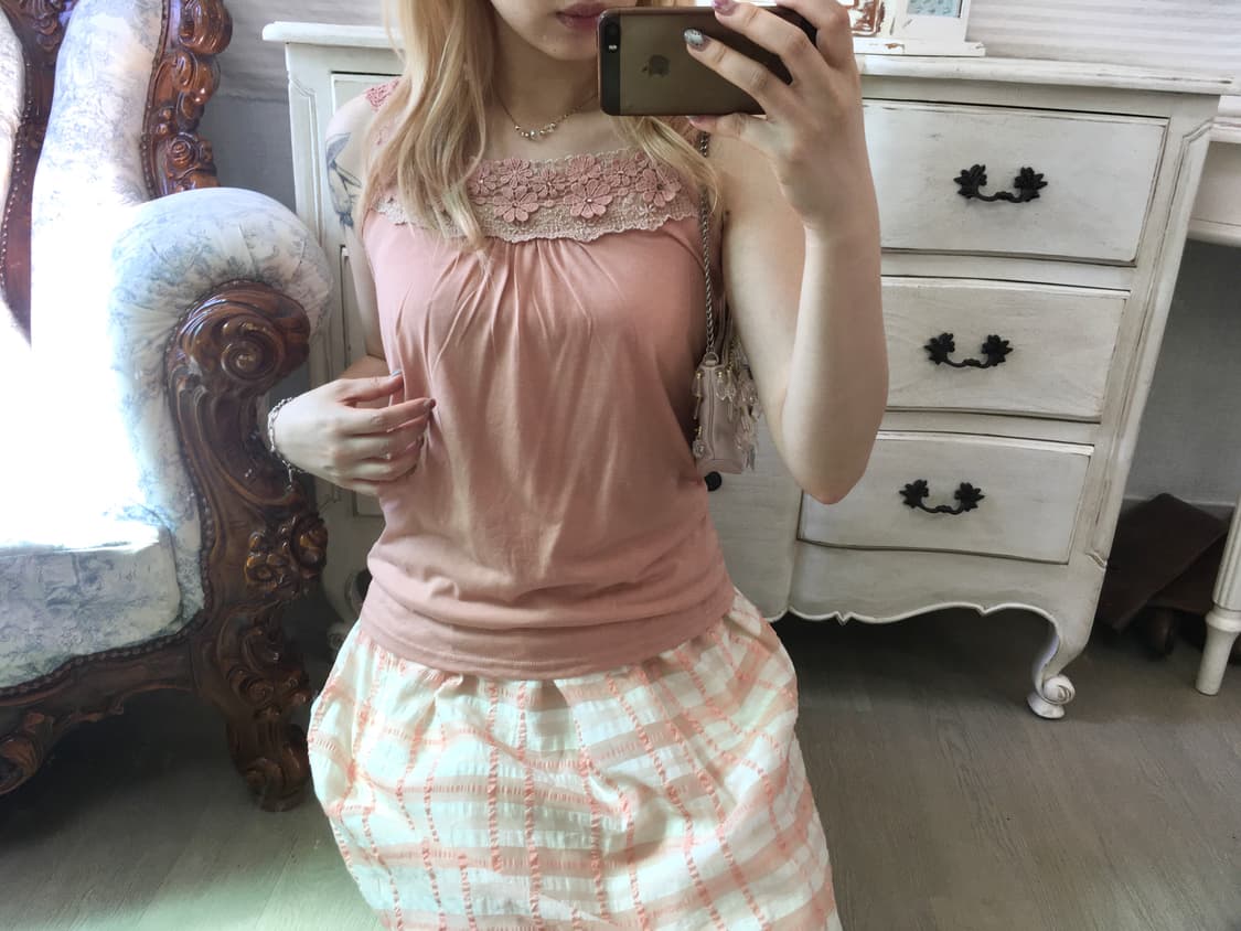 axes femme 핑크 크로셰 레이스 슬리브리스 상품이미지1