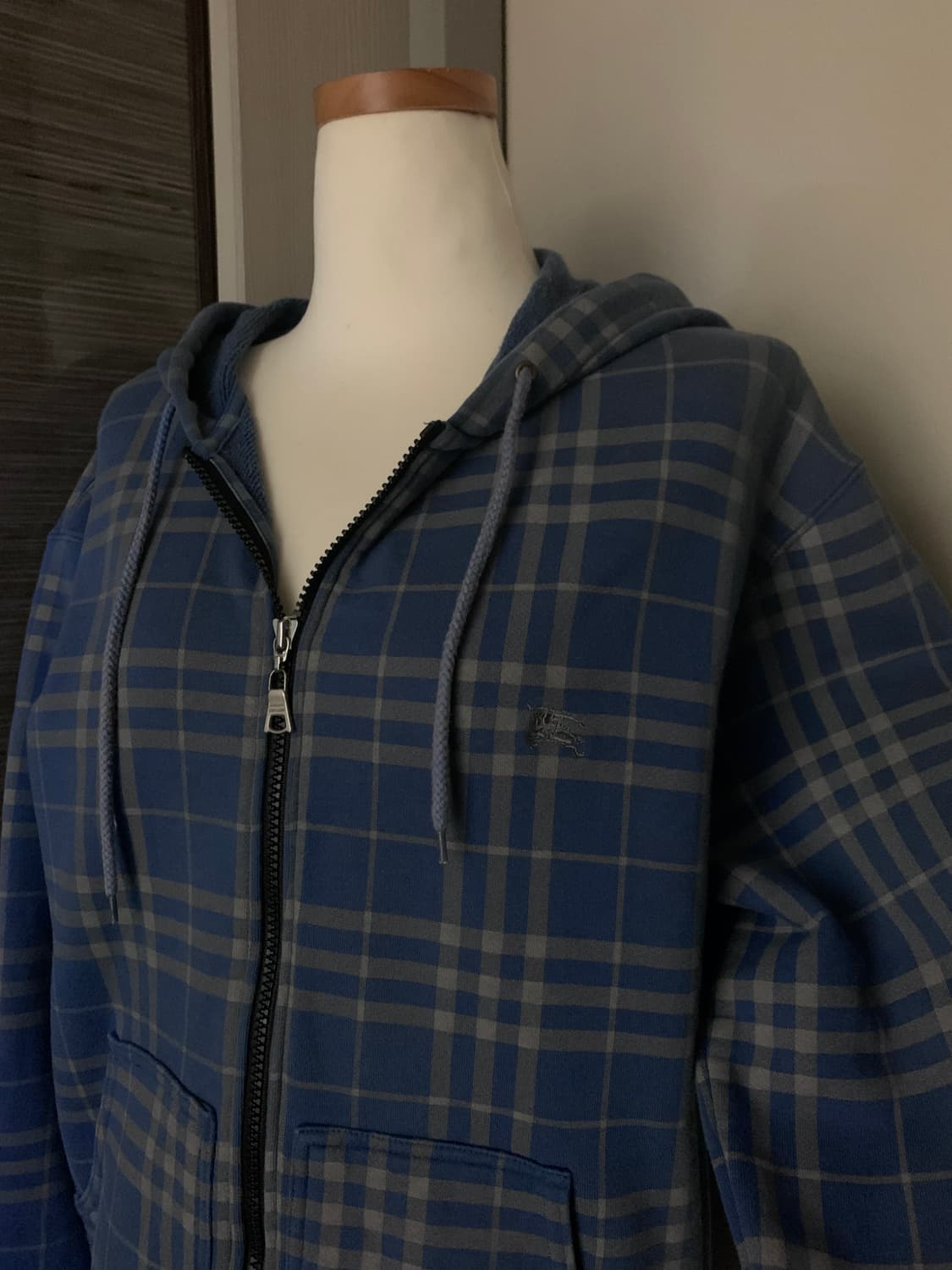 버버리 후드집업 상품이미지4