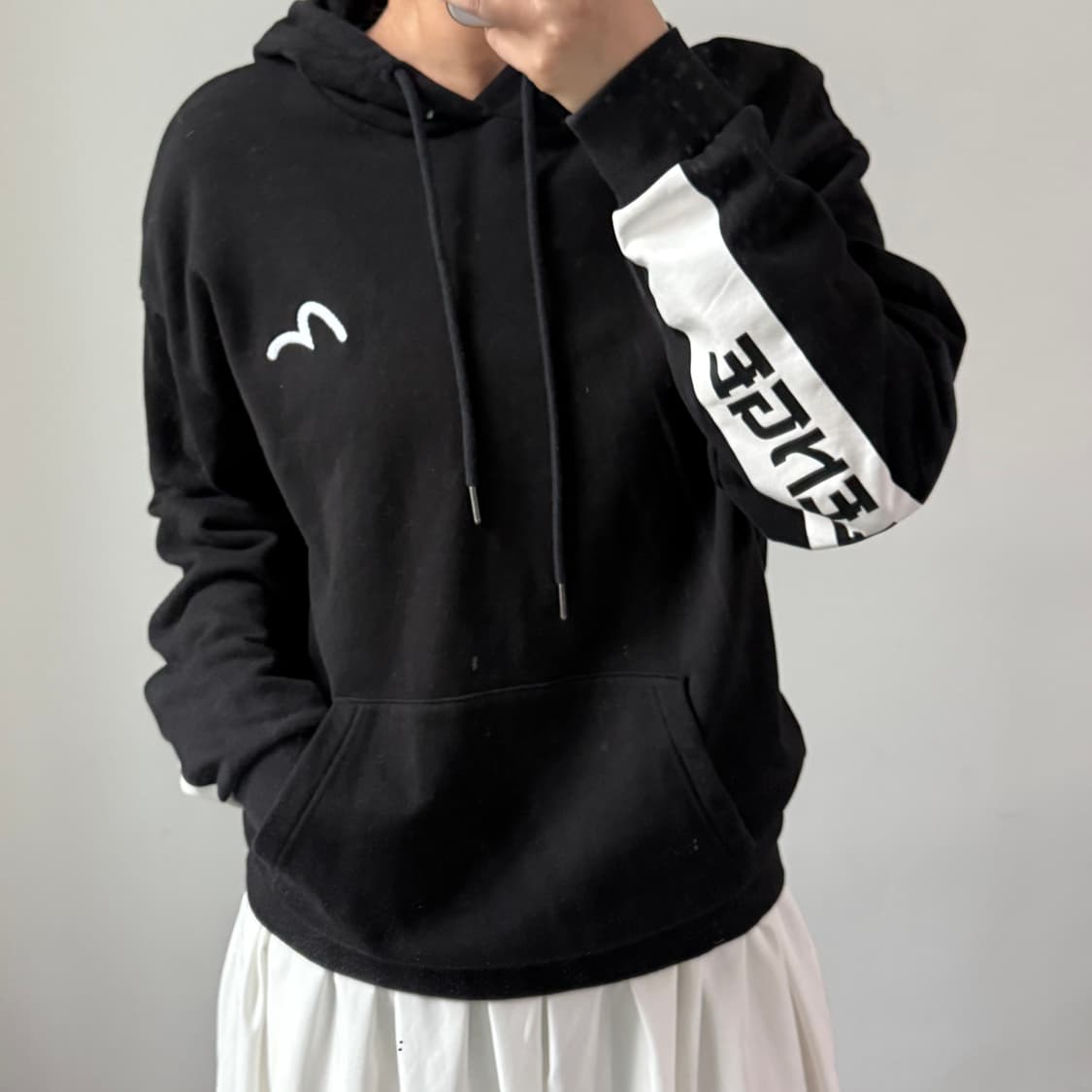 [L] 에비수 블랙 후드티 상품이미지2