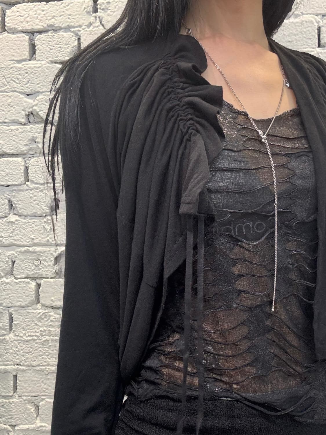 Noir Shirring Mesh Draped Cardigan 상품이미지4