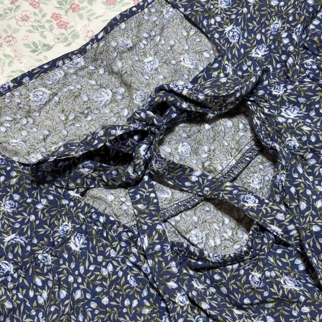 h&m 에이치앤엠 타이 디테일 페플럼 블라우스 (새상품) 상품이미지5