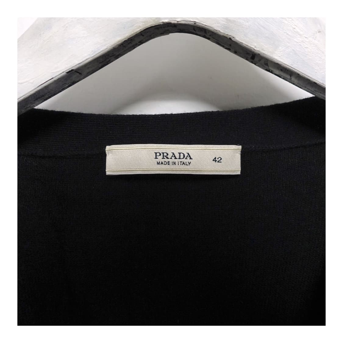 [42]PRADA 프라다 퍼프 소매 V넥 하프 실크 캐시미어 니트 가디건 상품이미지7