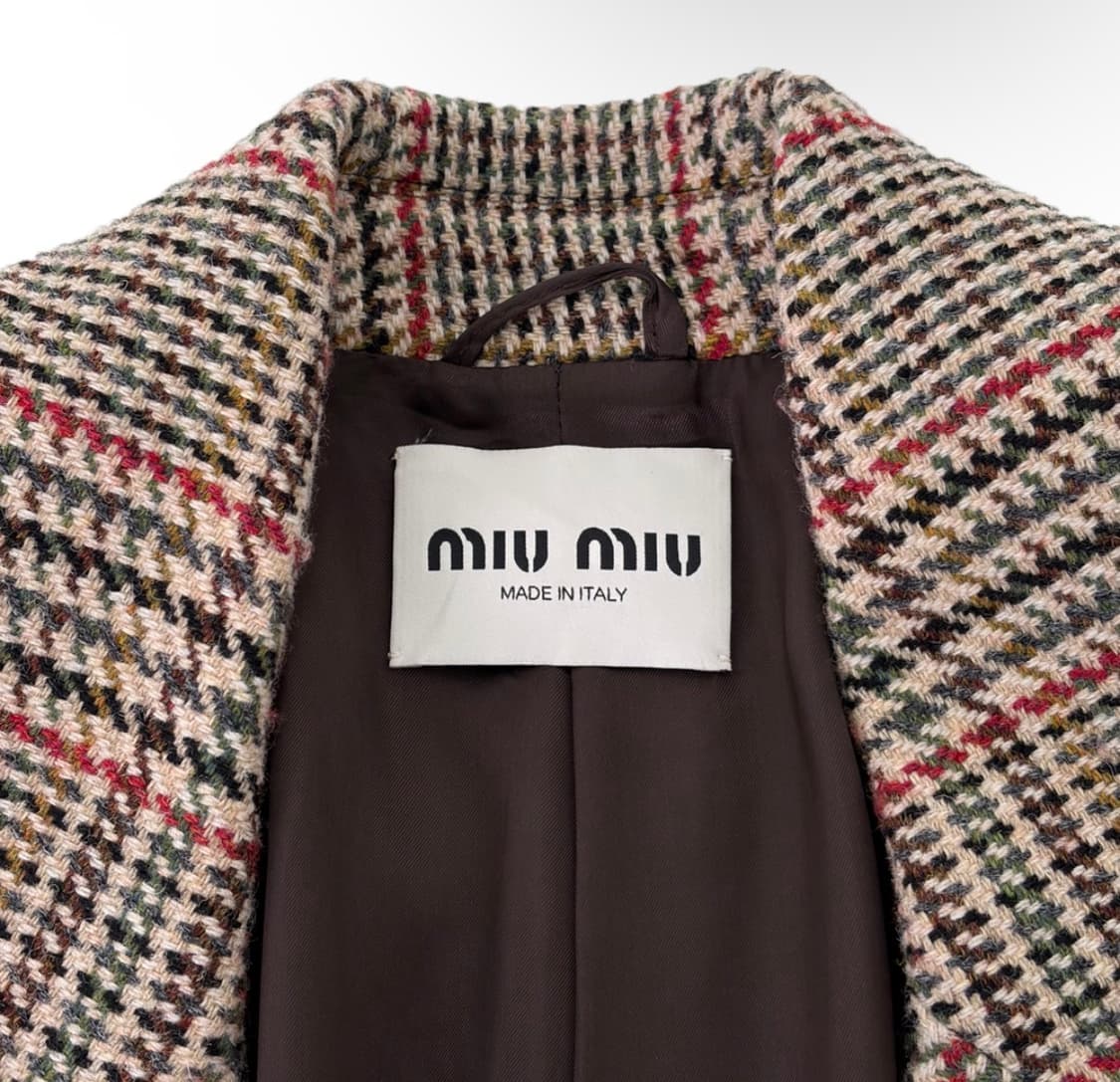 [36] 미우미우 여성 백로고 울 플래드 오버사이즈 체크 롱 코트 러스트 상품이미지7