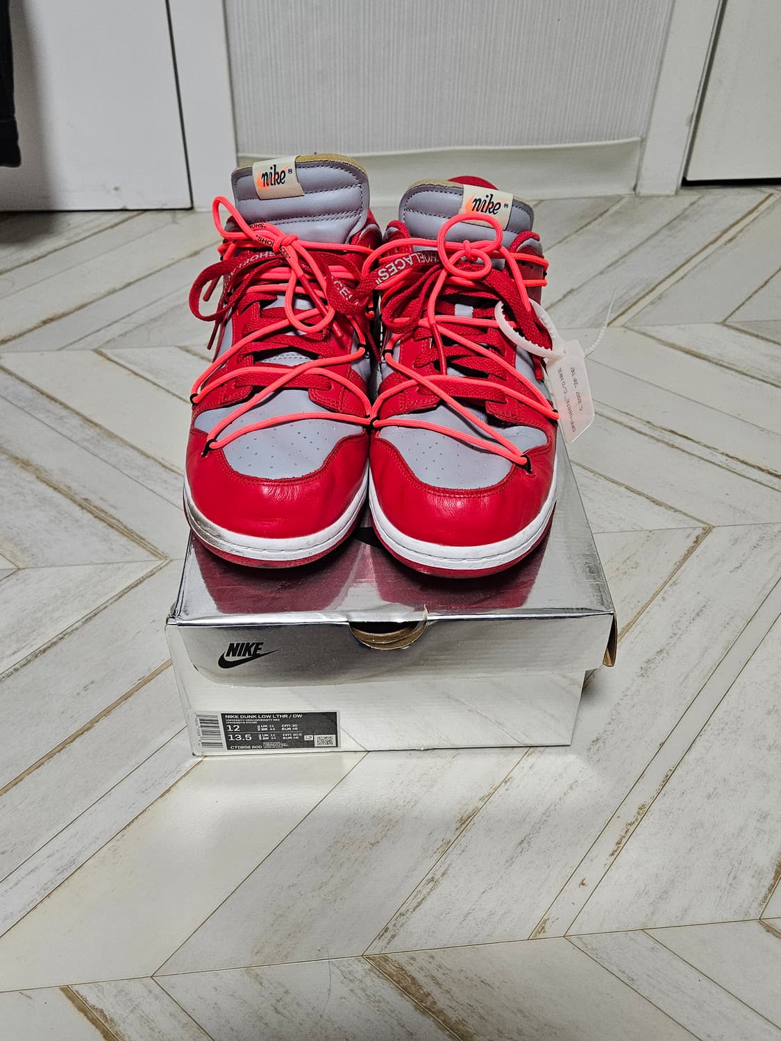 나이키 x 오프화이트 덩크 로우 유니버시티 레드 300 상품이미지2