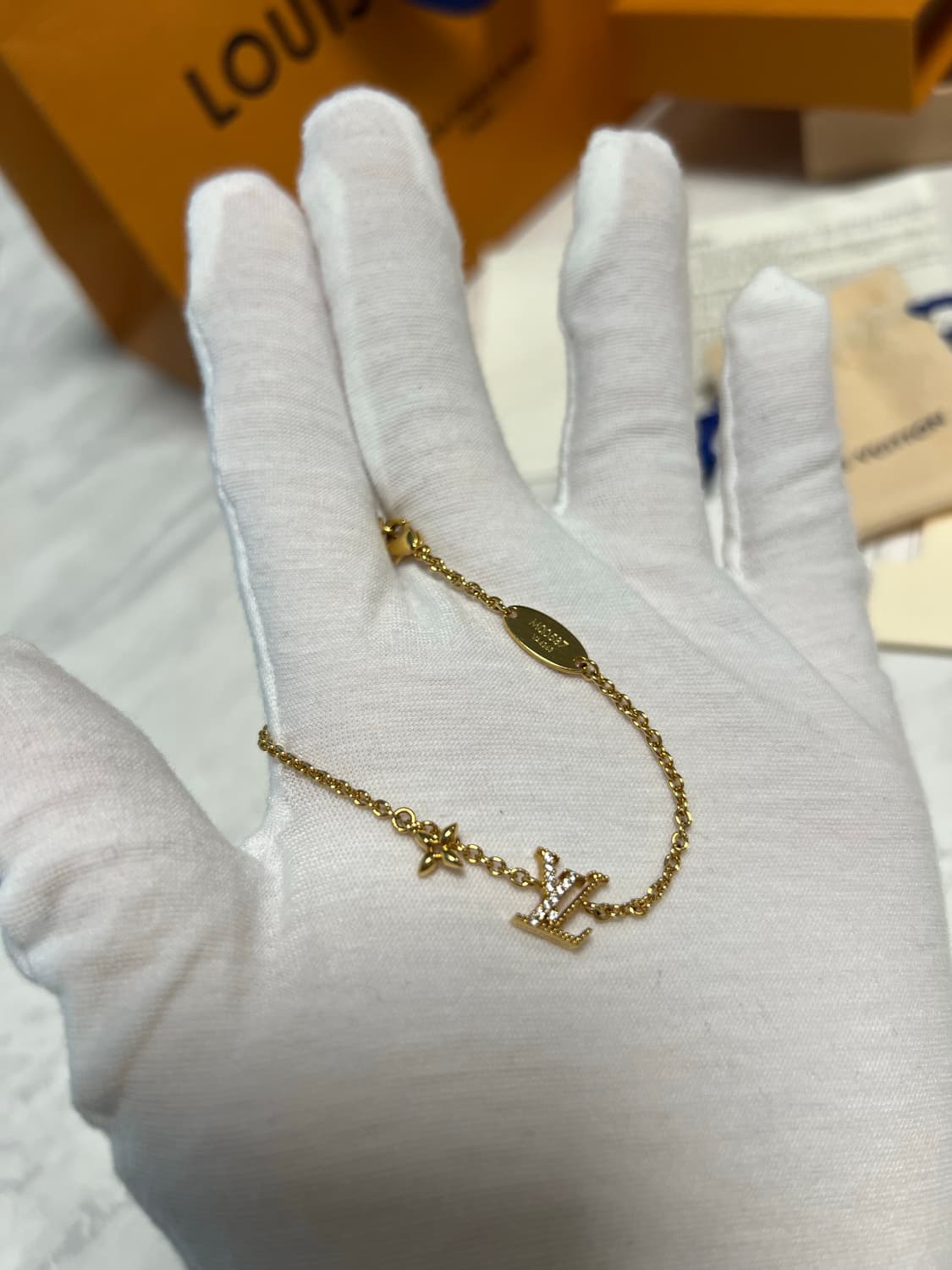 루이비통 LV 아이코닉 팔찌 M00587 상품이미지4