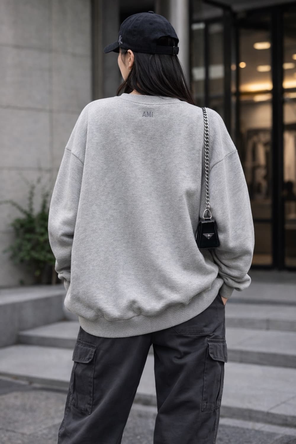 AMI 아미 하트 로고 스티치 오버핏 스웻셔츠 상품이미지2