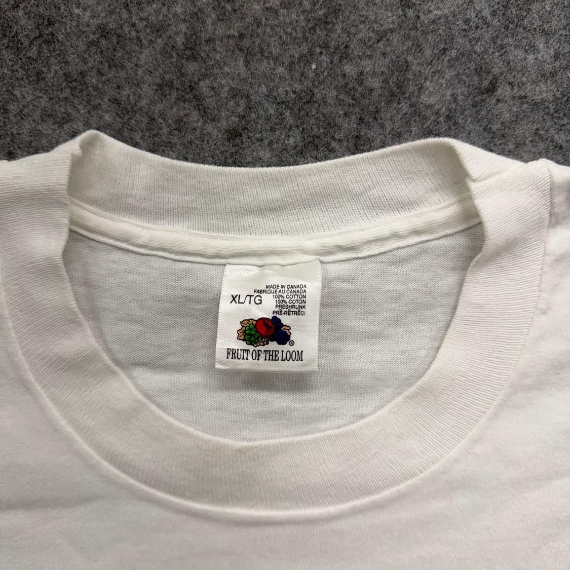 00s Vintage Fruit Of The Loom Tshirt 상품이미지3