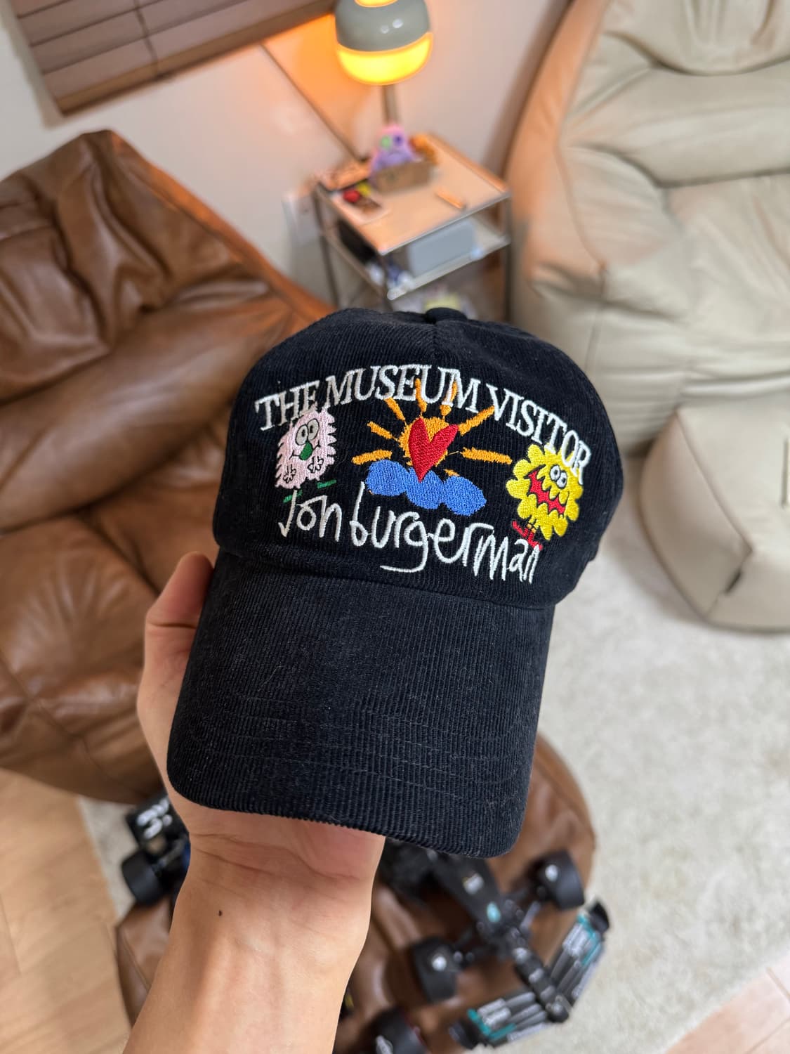 더뮤지엄비지터x존버거맨 핑키윙키&찰리 볼캡 블랙 상품이미지2