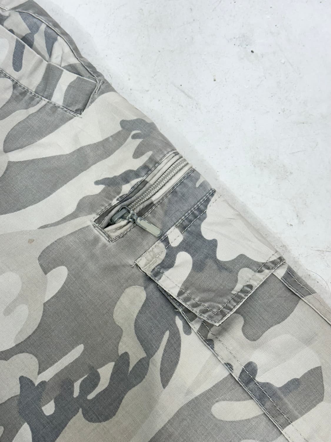 일본 빈티지 베이지 절개 포인트 와이드 밀리터리 카모 팬츠 카고 바지  상품이미지6