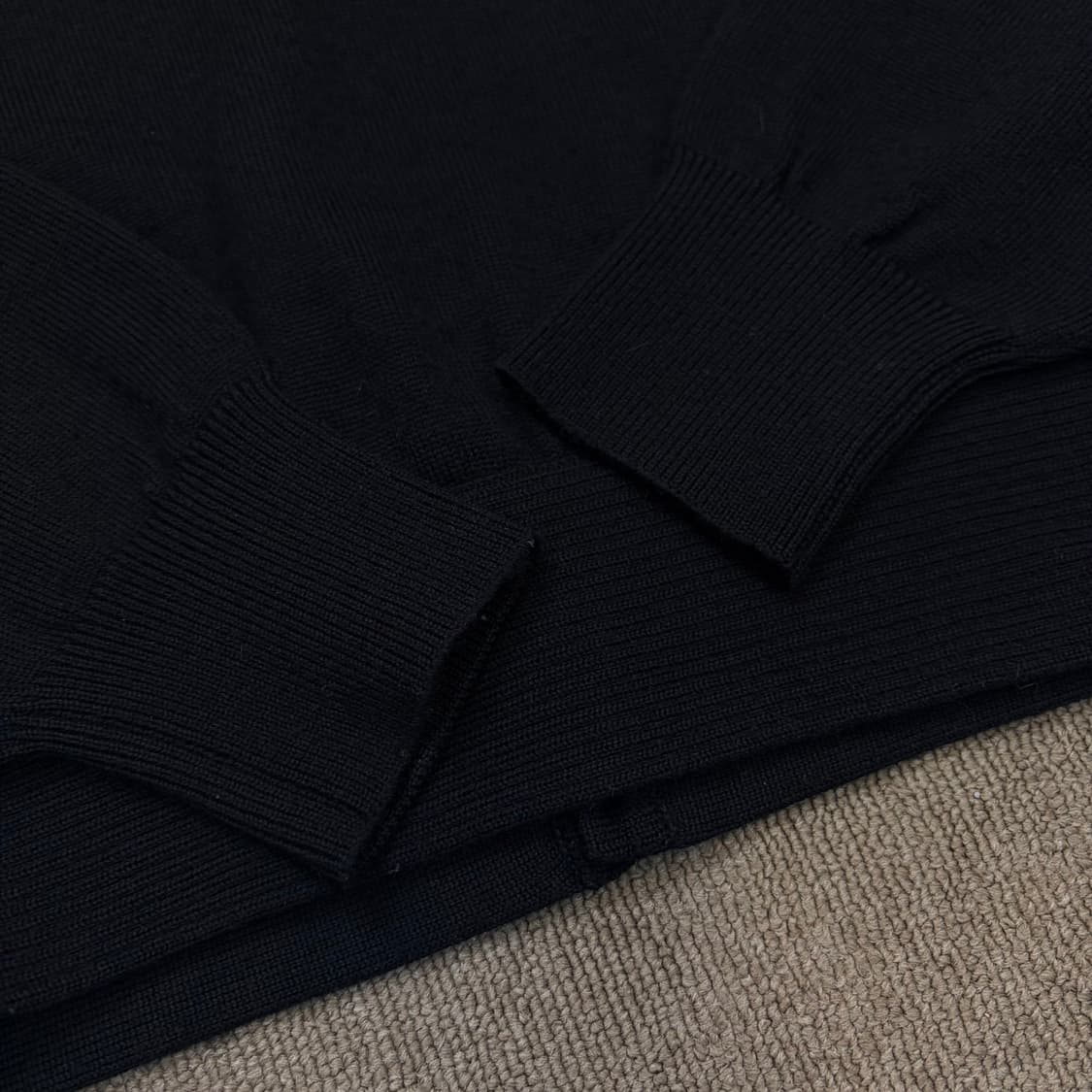 90s christian dior 크리스찬 디올 우먼스 모크넥 니트 탑 상품이미지4