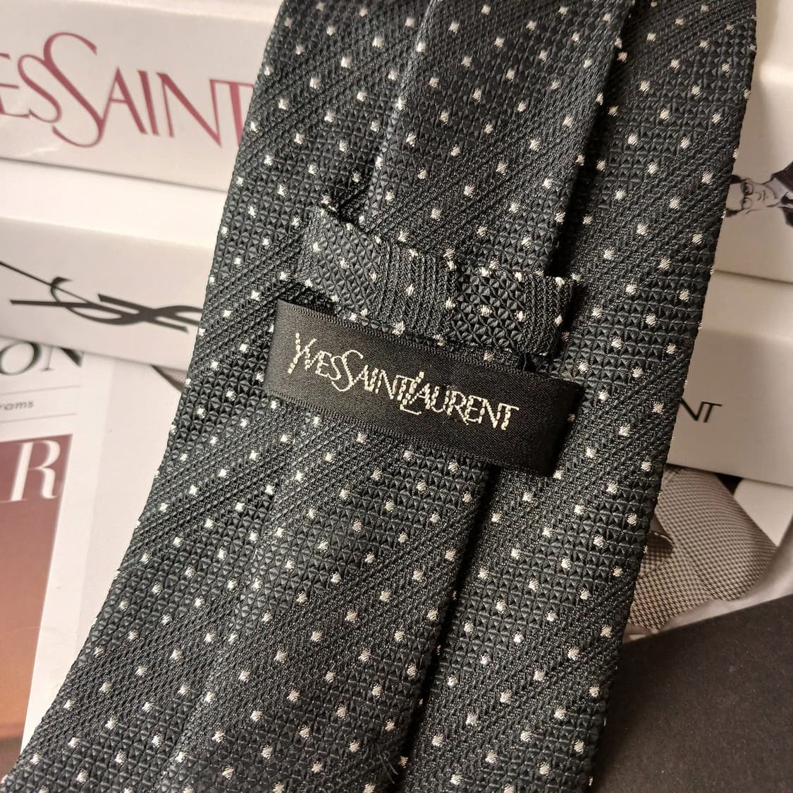 입생로랑 넥타이 블랙 자수 도트 패턴 9.4cm A+~A등급 A19873 상품이미지6