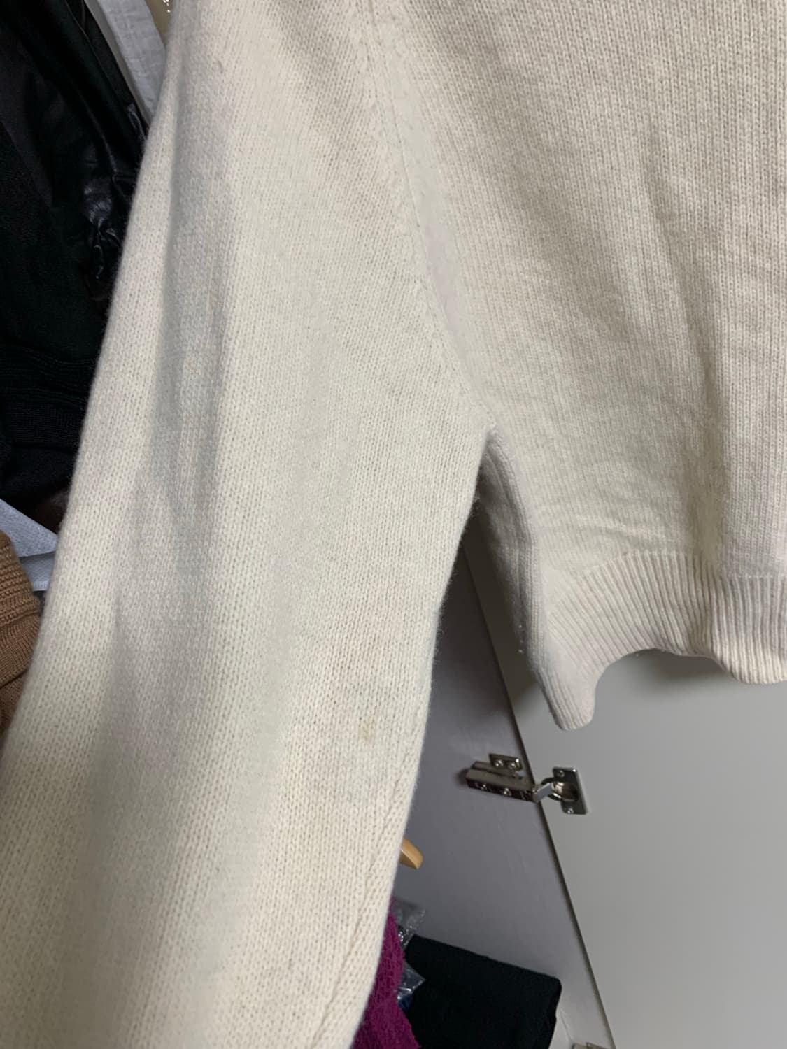 더버터크림 슬로코 캐시미어 니트 솔티드 상품이미지5