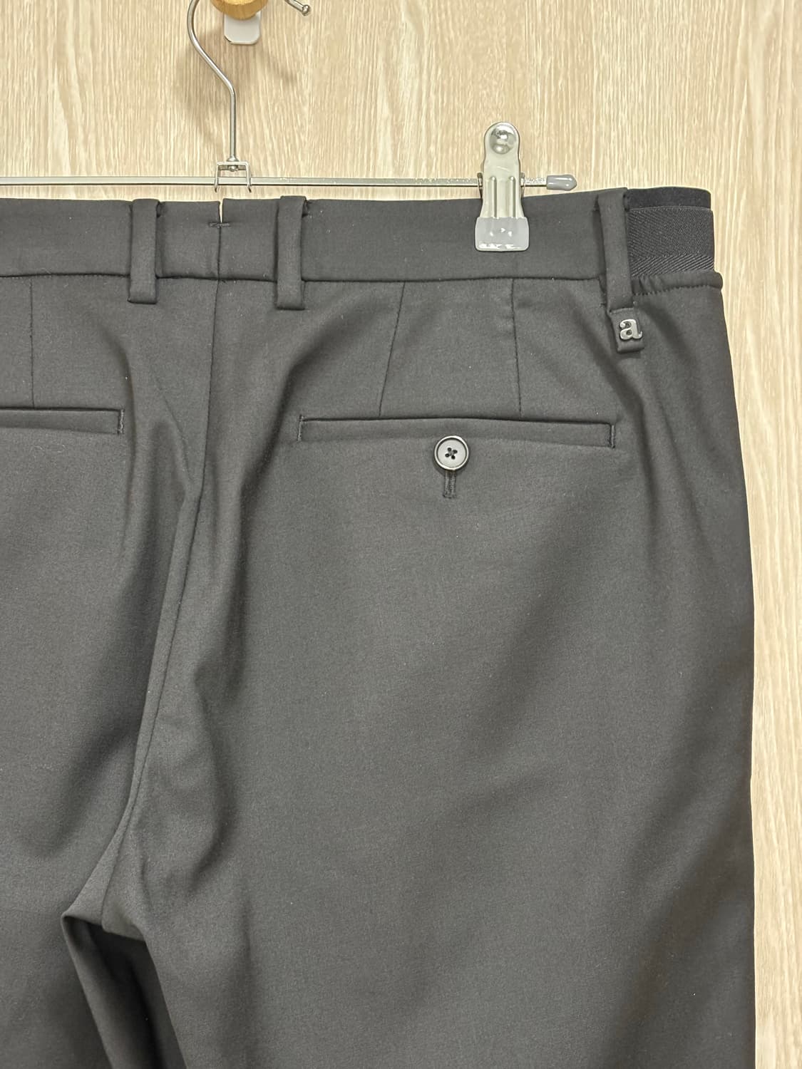 알레그리 Estethia 울블렌드 사이드밴딩 슬랙스82(32)/블랙 상품이미지1