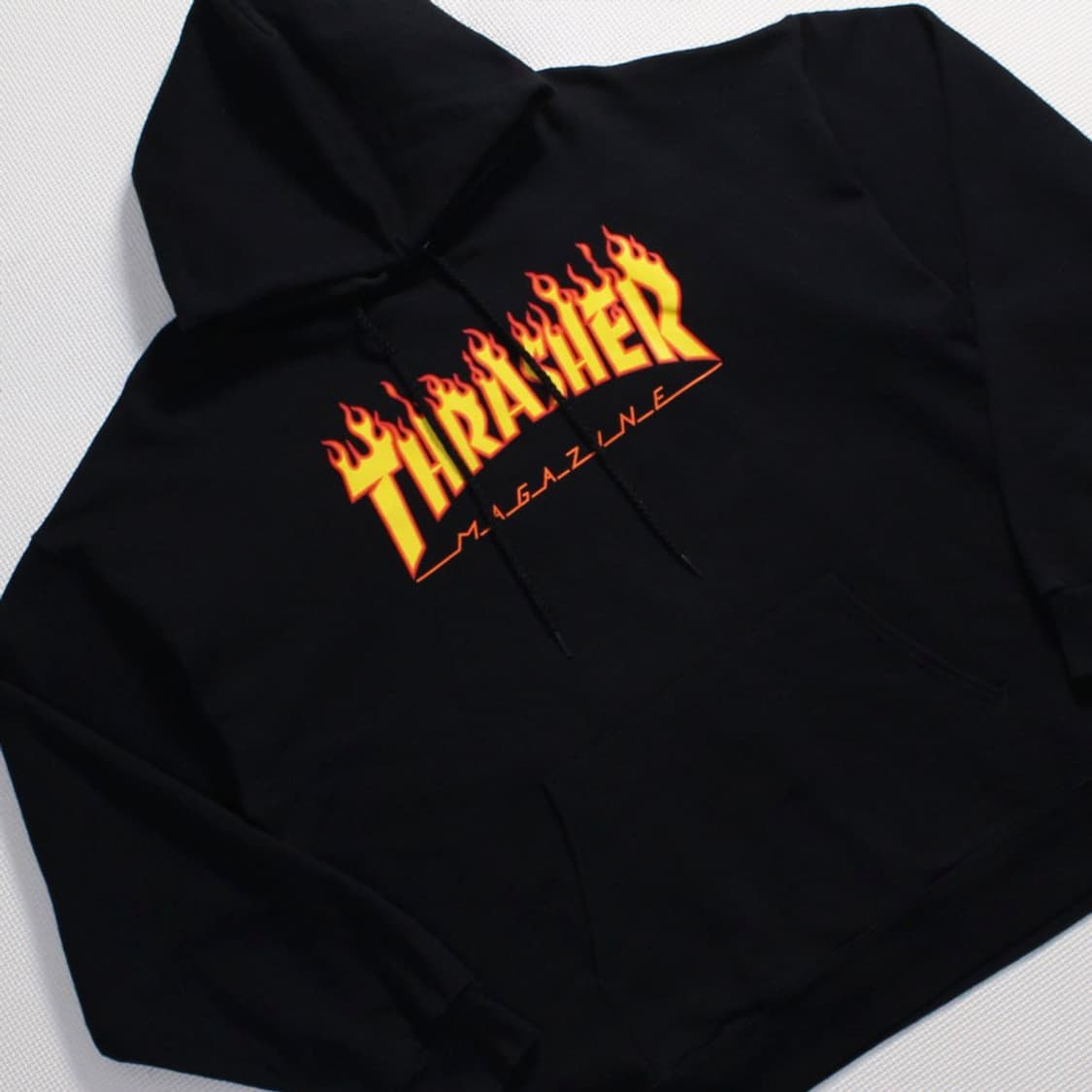 Trasher 트래셔 기모 블랙 후드티  상품이미지2