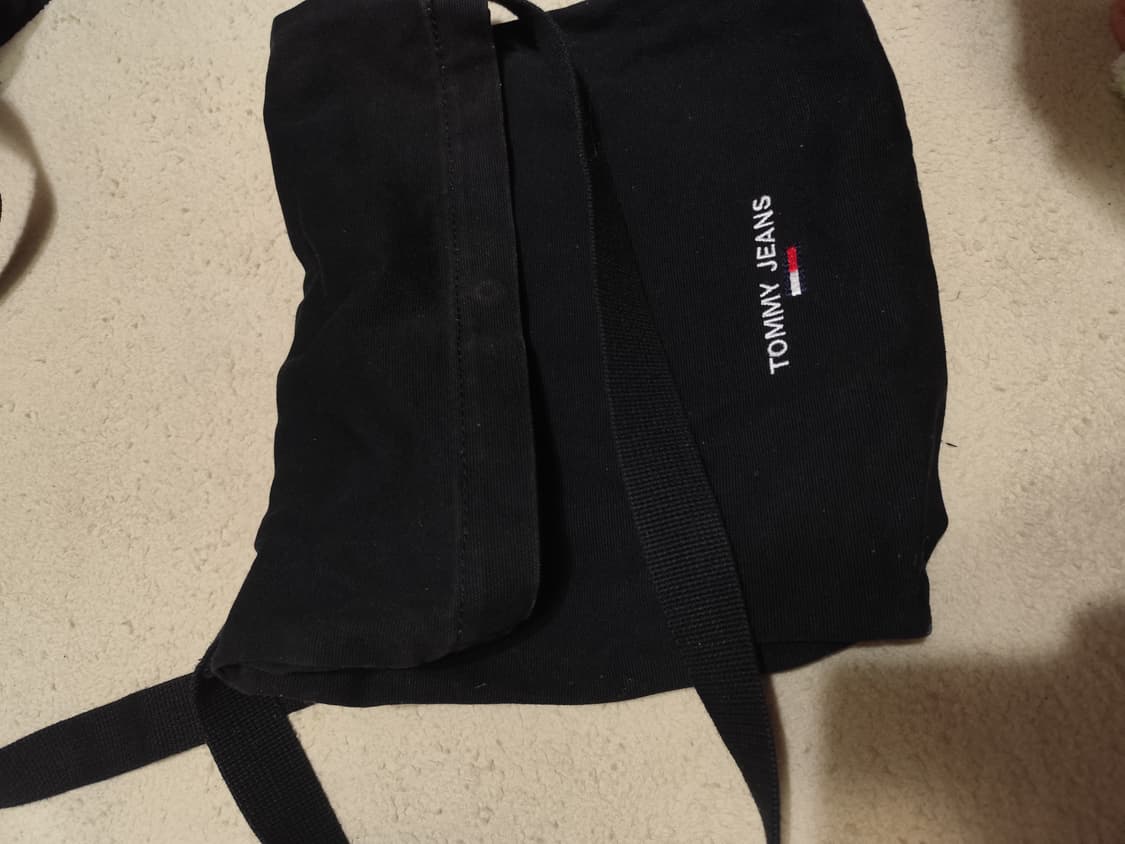 타미진스 블랙 크로스백 코튼 플랩 로고 엠브로이드 상품이미지5