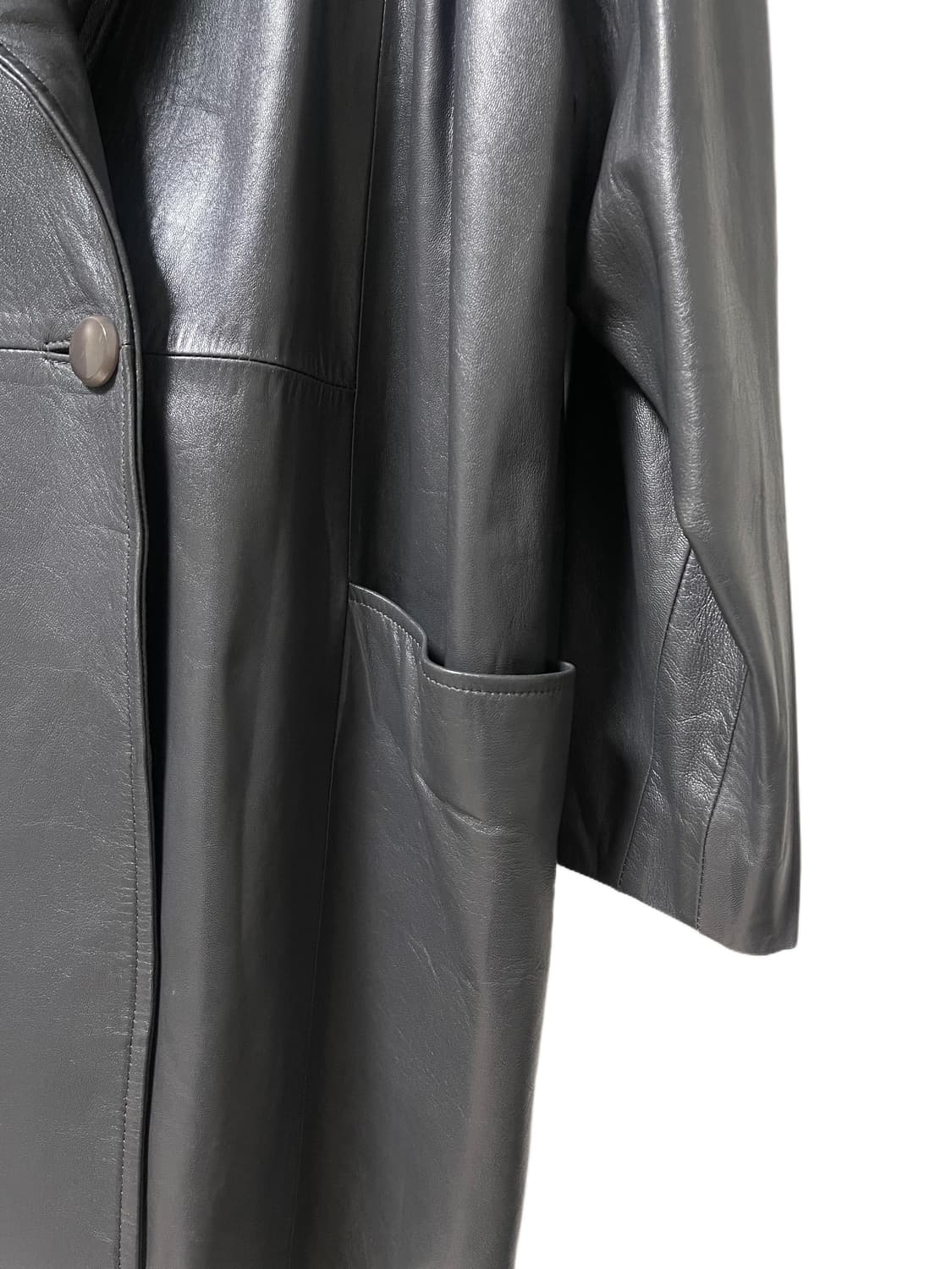 Oiled Charcoal Lambskin Leather Coat 상품이미지4