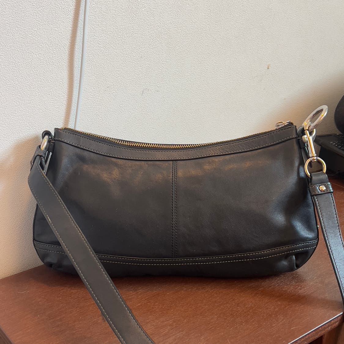 Old Coach vintage cross bag 상품이미지2