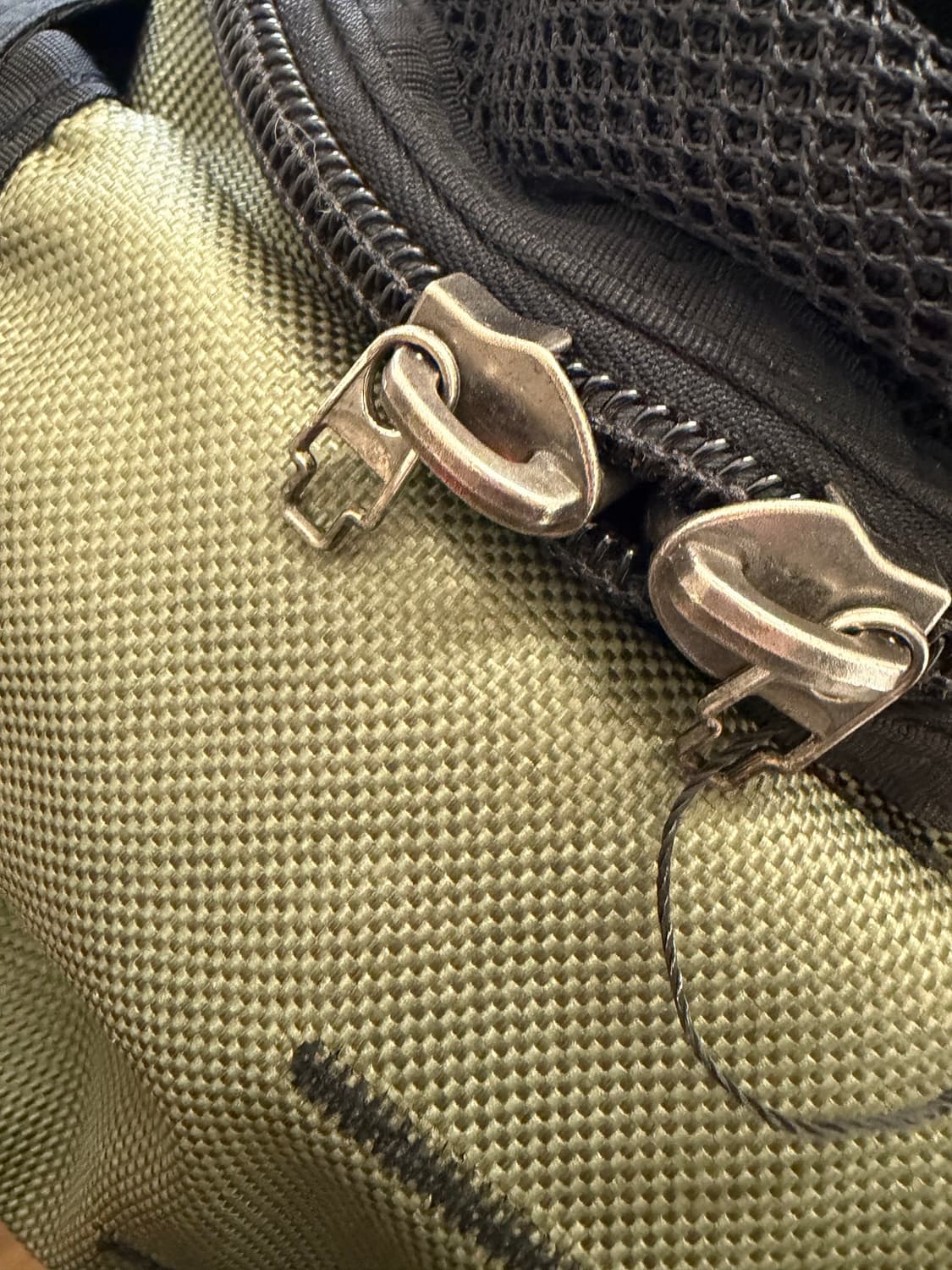 N19. 오클리 백팩 상품이미지4