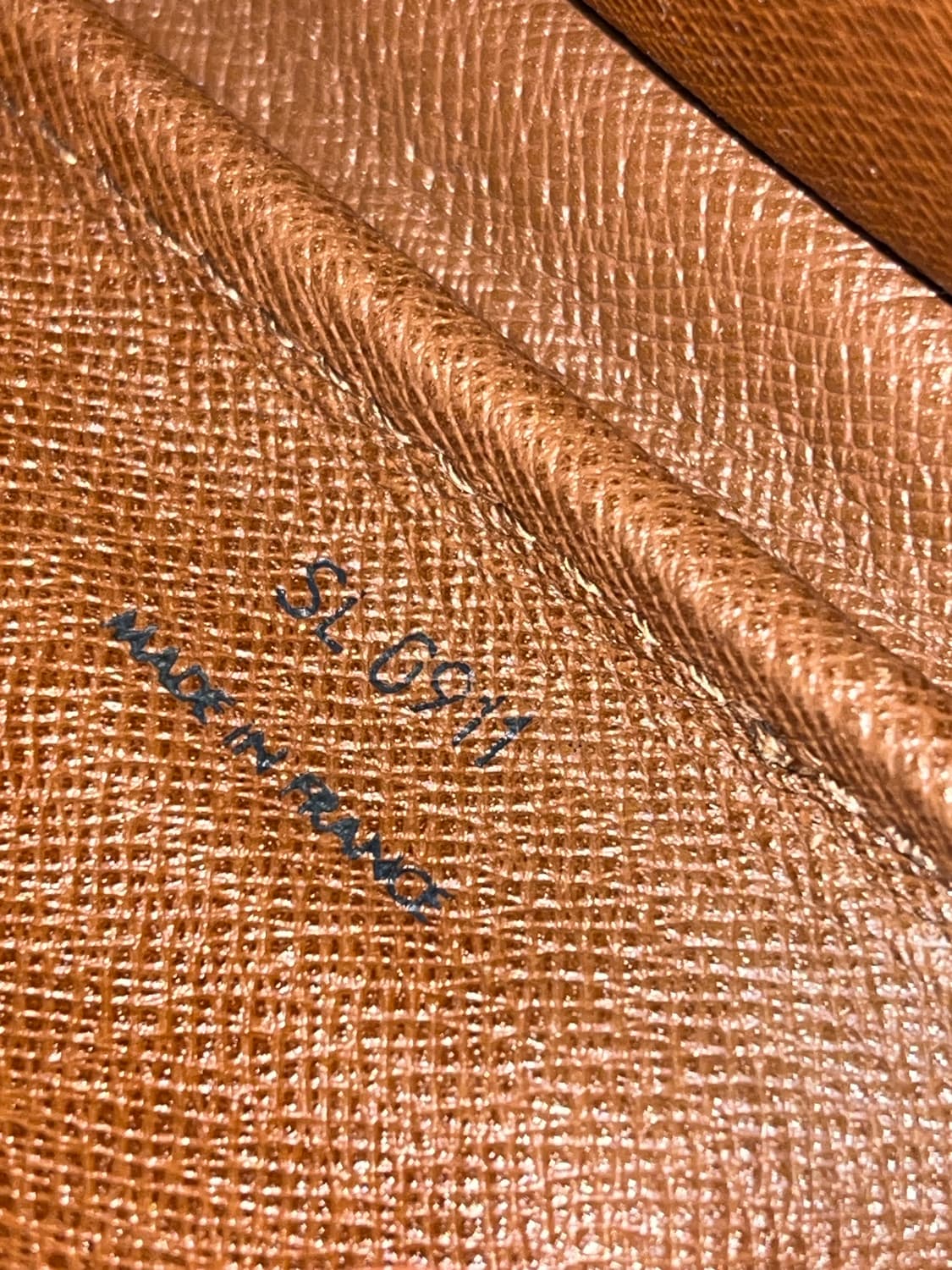 루이비통 카투시에르 크로스백 상품이미지6