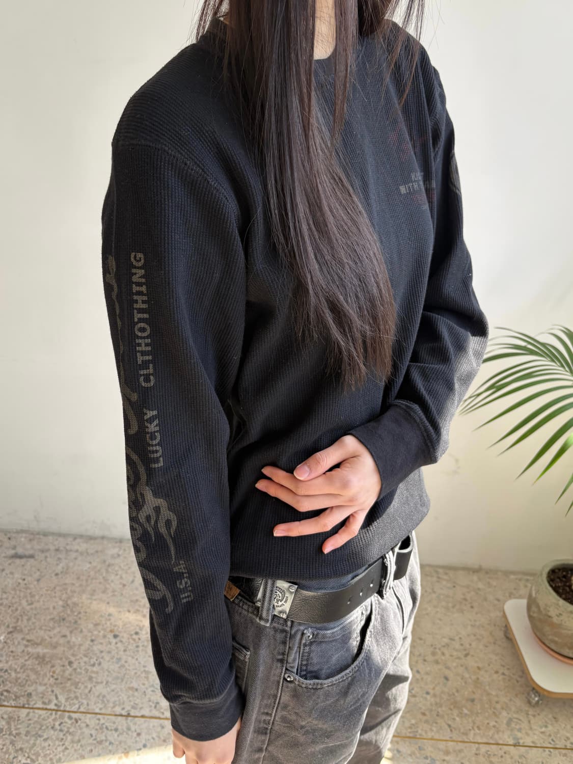 Ted Company Devil’s Equipment 그래픽 롱슬리브 티 상품이미지5