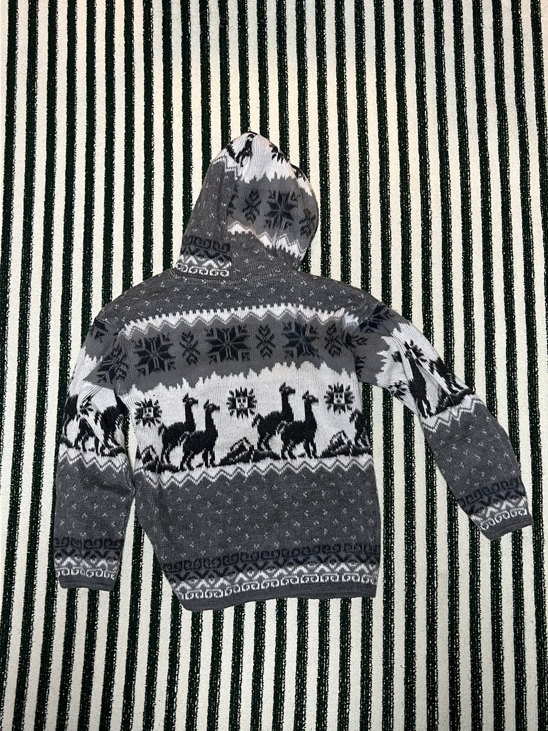 Alpaca Ecuador zip-up hooded sweater 상품이미지3
