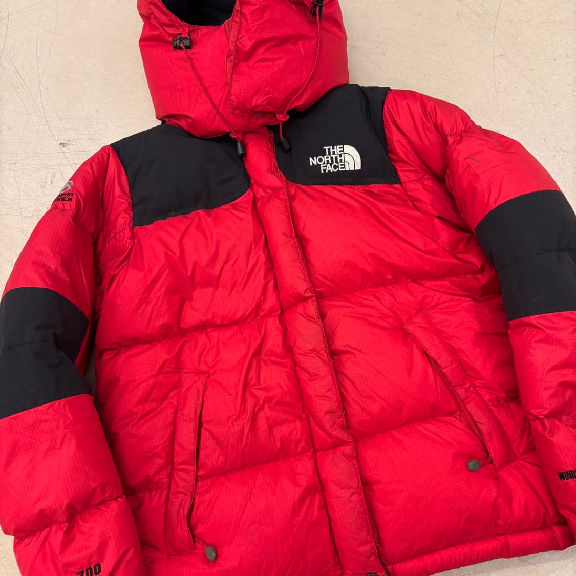 노스페이스 700 윈드스토퍼 구스다운 패딩 상품이미지2
