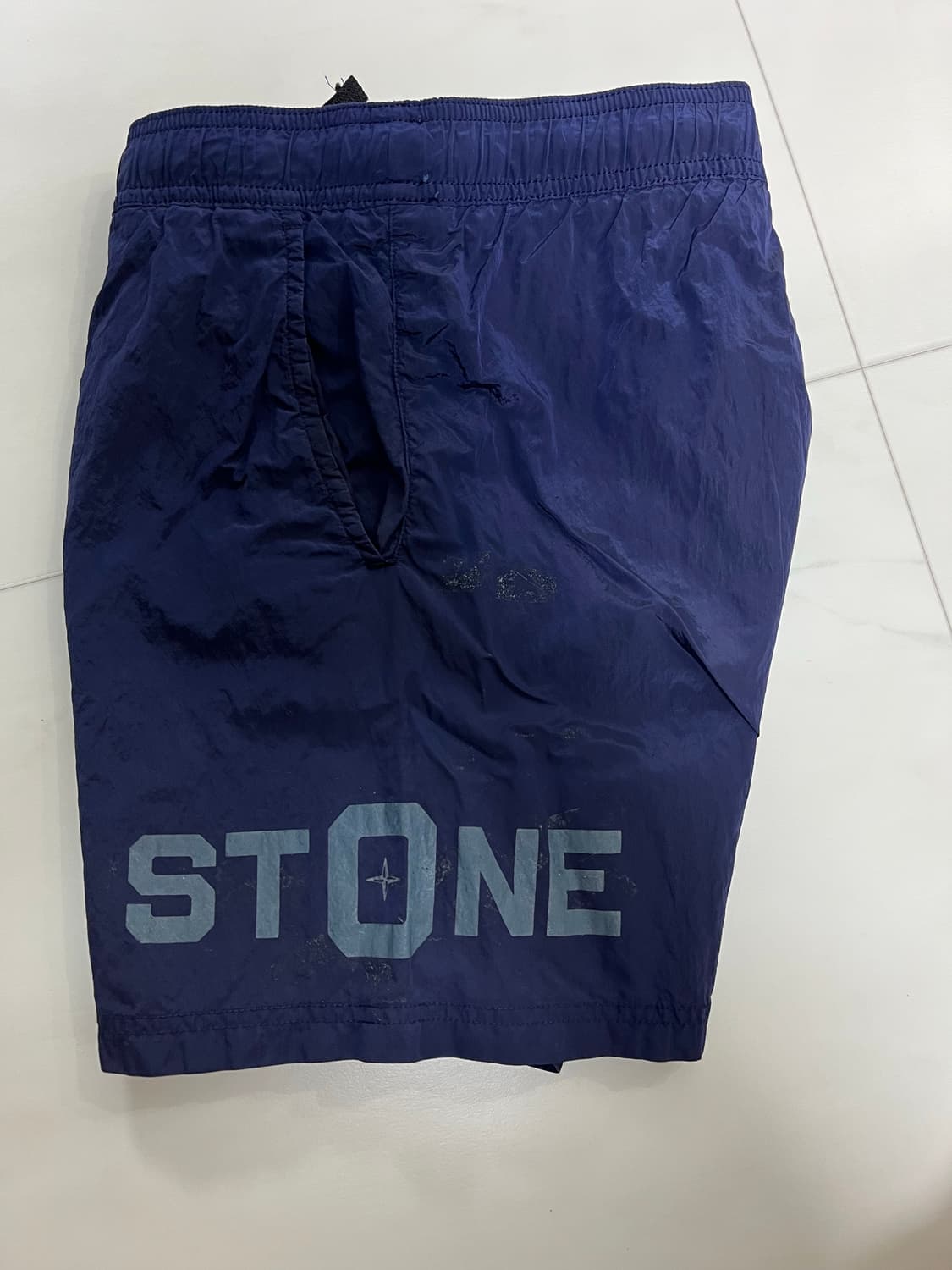 스톤아일랜드 반바지 스윔팬츠 (빈지노 착용 동일제품) 상품이미지2