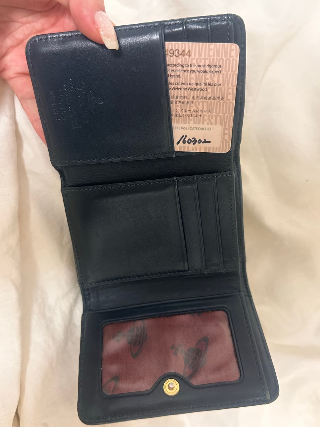 비비안웨스트우드 반지갑 상품이미지4