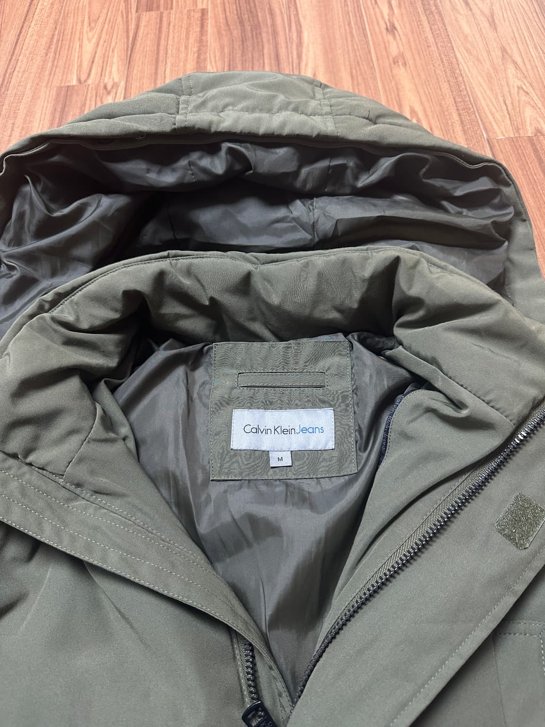 캘빈클라인 올리브그린 다운 패딩 M 상품이미지6
