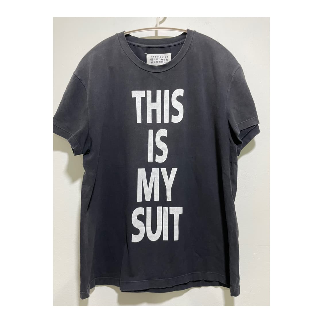 마틴 마르지엘라 "THIS IS MY SUIT" 상품이미지2
