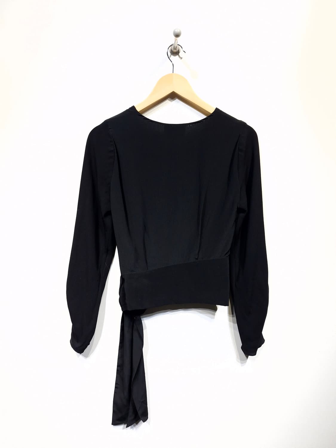 [새상품]3.1필립림 오픈 슬리브 실크 블라우스 상품이미지2