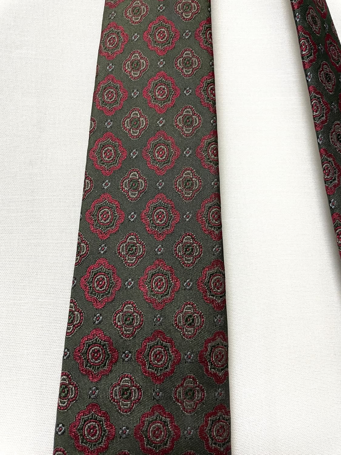 크리스찬 디올 Dior 명품 빈티지 플라워 실크 넥타이 _ 그린/레드 상품이미지3
