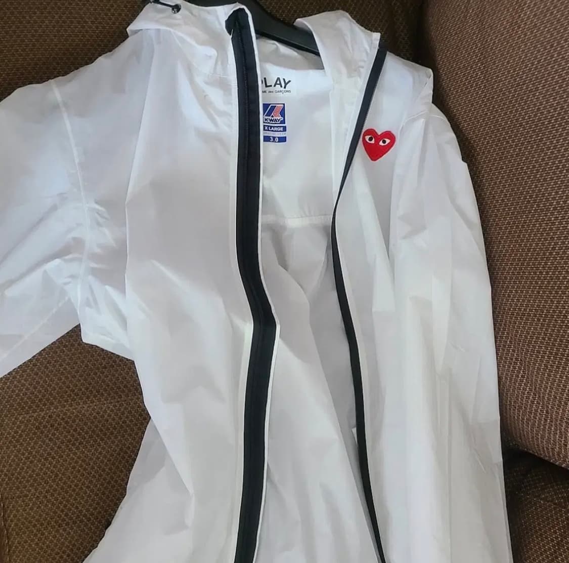 꼼데가르송 바람막이 상품이미지1