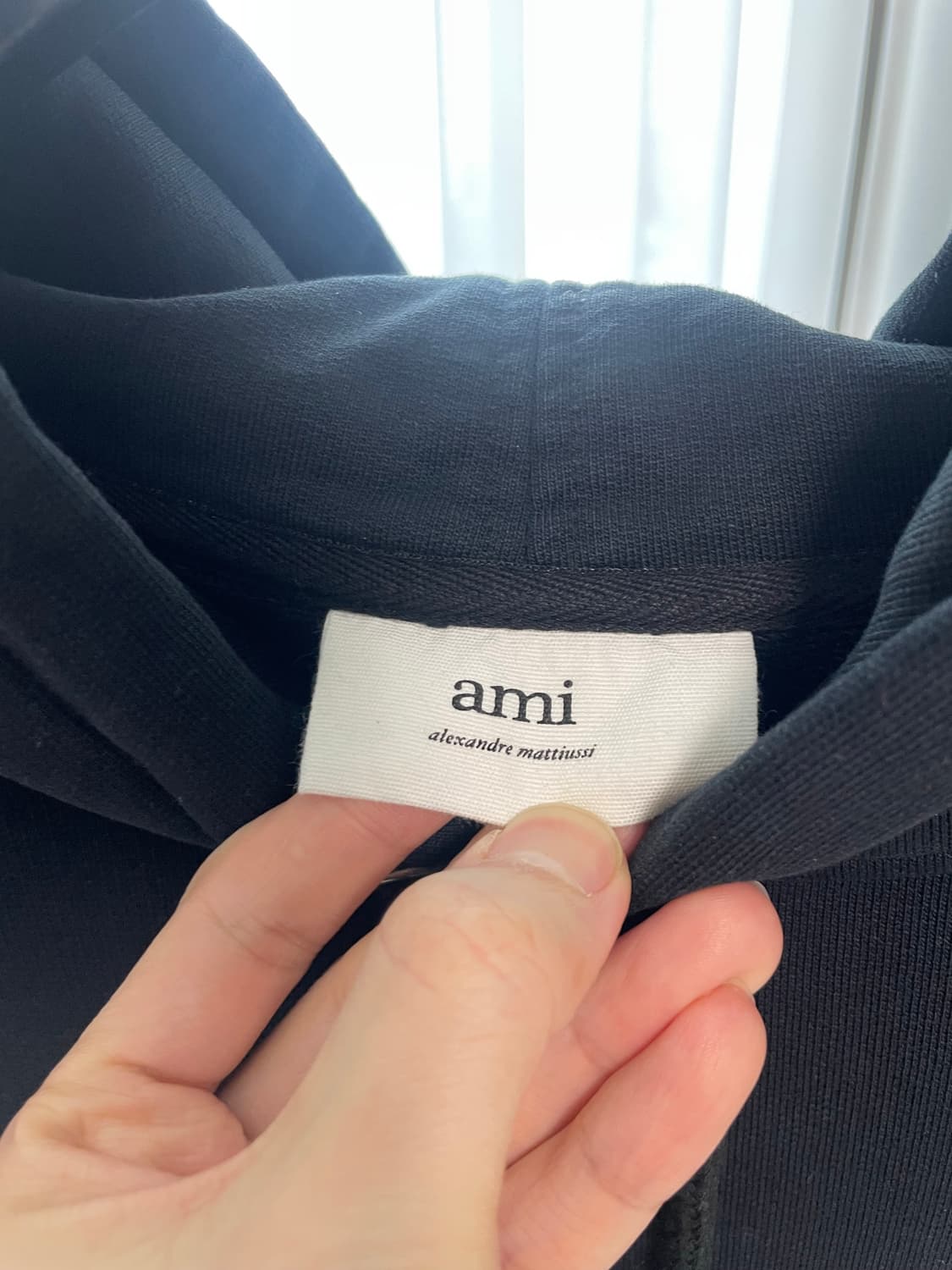 아미 블랙 후드티  상품이미지3