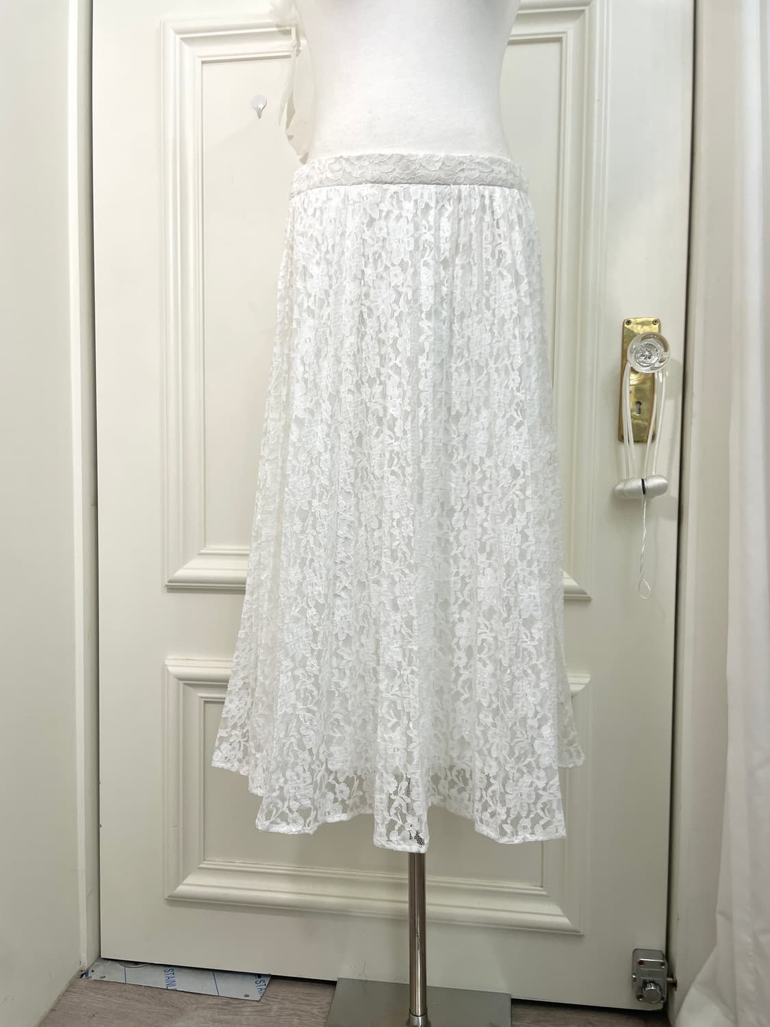 white lace pleats banding long skirt 상품이미지5