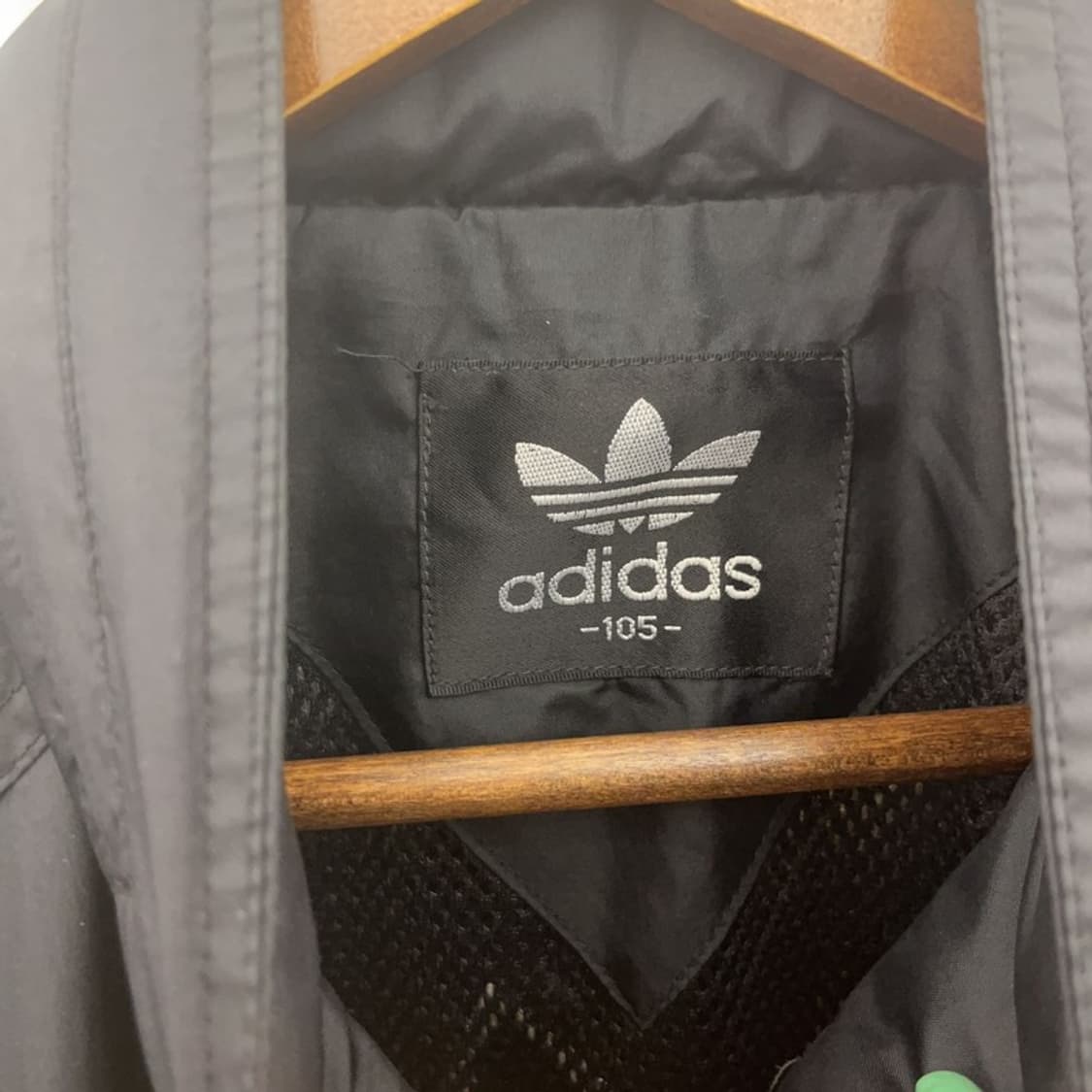 아디다스 올드스쿨 빅로고 오버핏 바람막이 자켓 105 C06614 상품이미지5