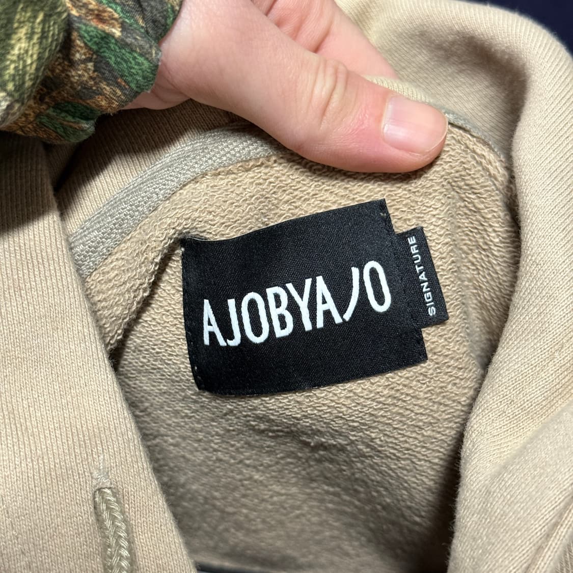 아조바이아조 빅사이즈 마릴린 먼로 프린팅 루즈핏 후드 티셔츠 카멜 상품이미지6