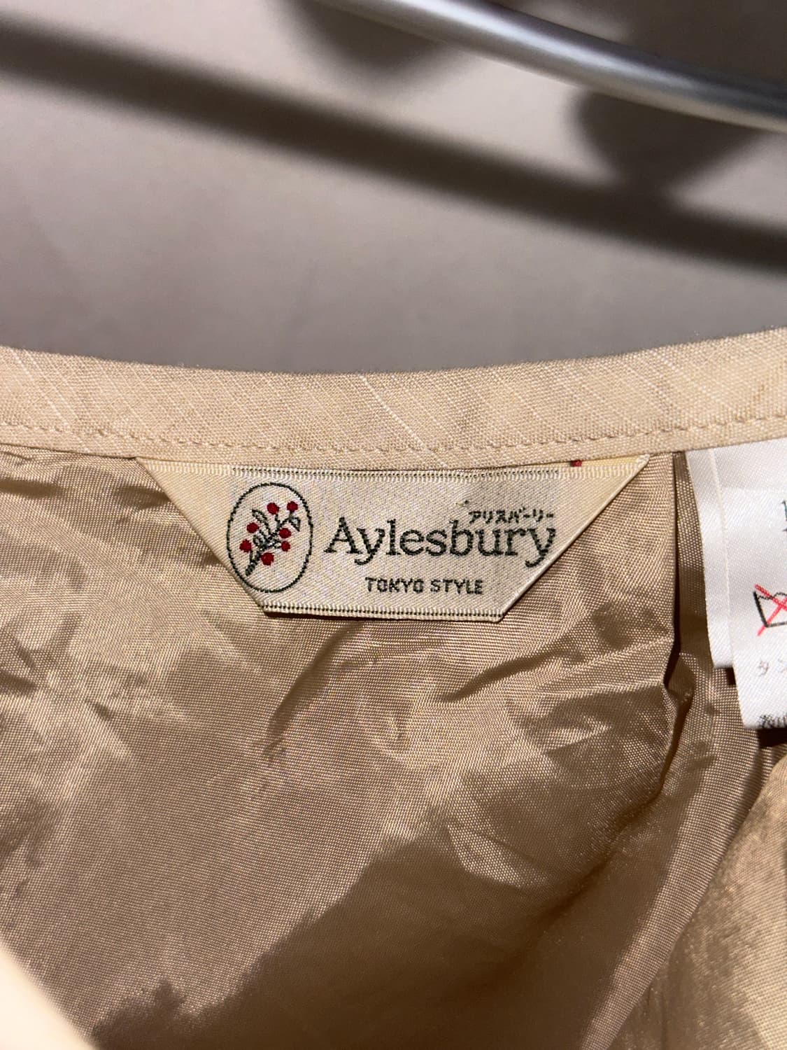 Aylesbury beige satin floral lace skirt  상품이미지4