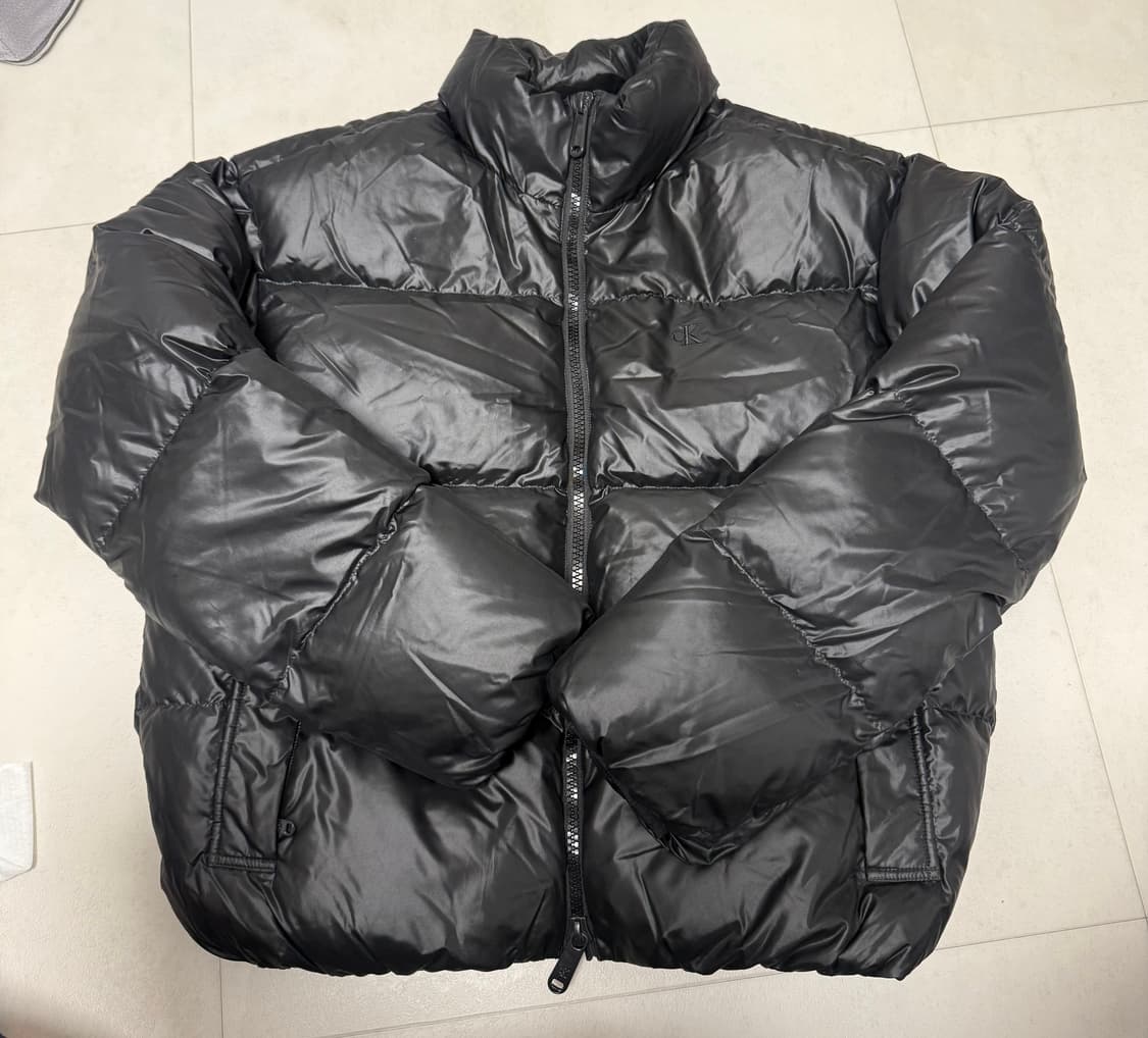 캘빈클라인 남녀공용 스탠드 카라 글로시 다운 푸퍼 자켓 패딩 S 상품이미지1
