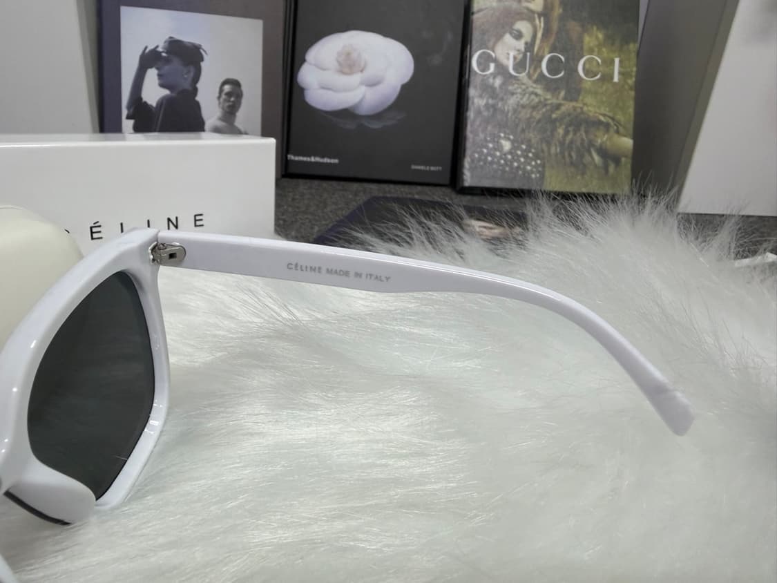 셀린느 트리옹페 이니셜 선글라스 화이트 (남여공용) 상품이미지6