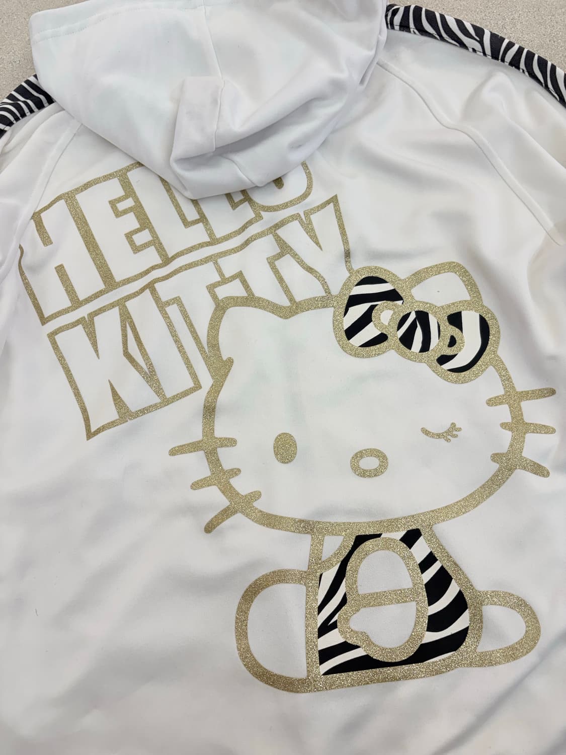 화이트 헬로키티 셋업 상품이미지5