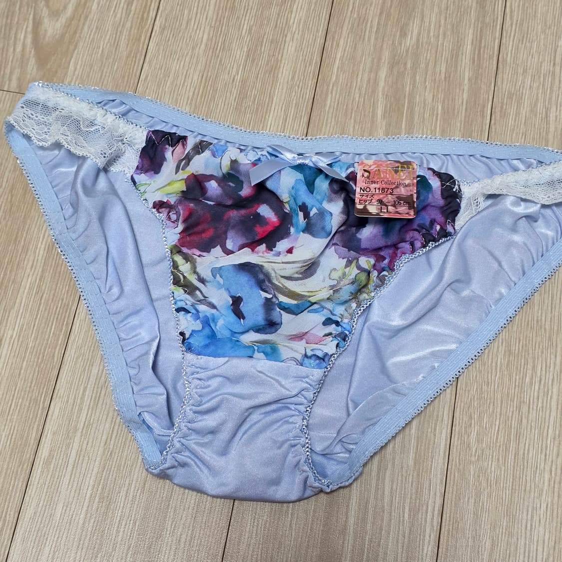 일본빈티지) 새틴 하늘색 꽃무늬 로맨틱 팬티 상품이미지1