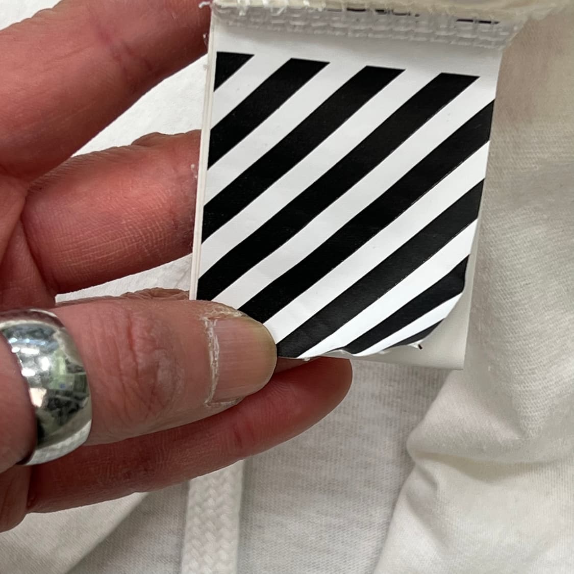 오프화이트 프린팅반팔티 r3370 상품이미지6