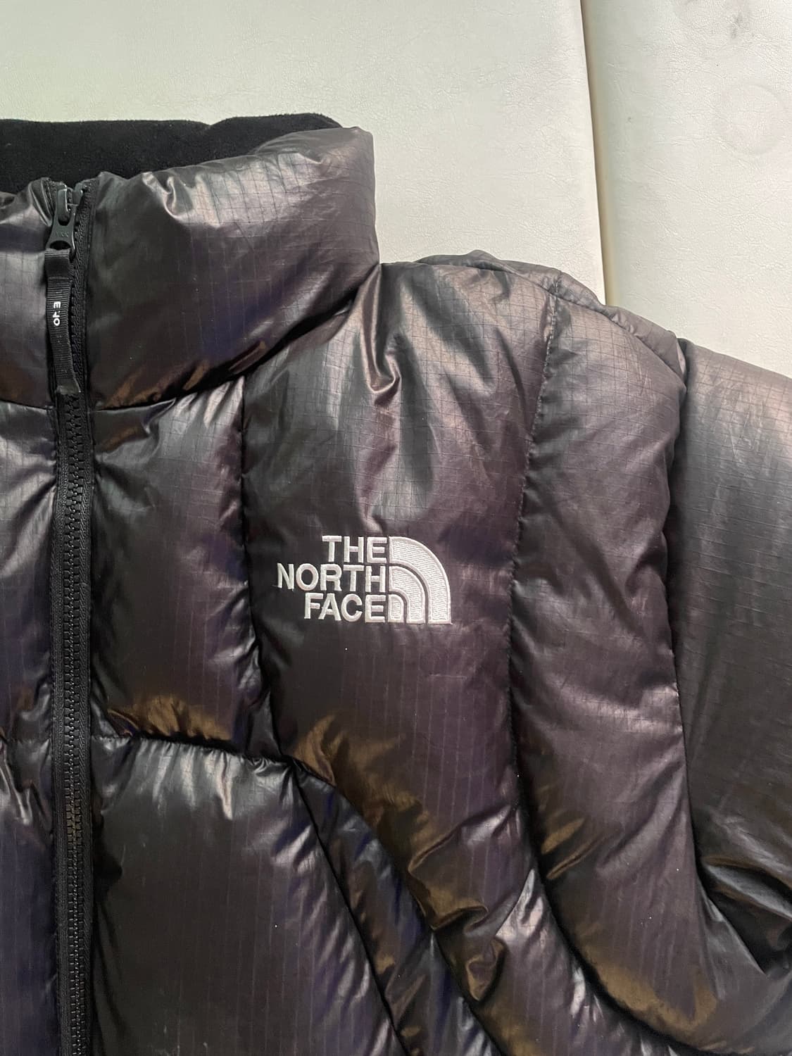 노스페이스 화이트 라벨 웨이브 RDS 다운 자켓 블랙 상품이미지5