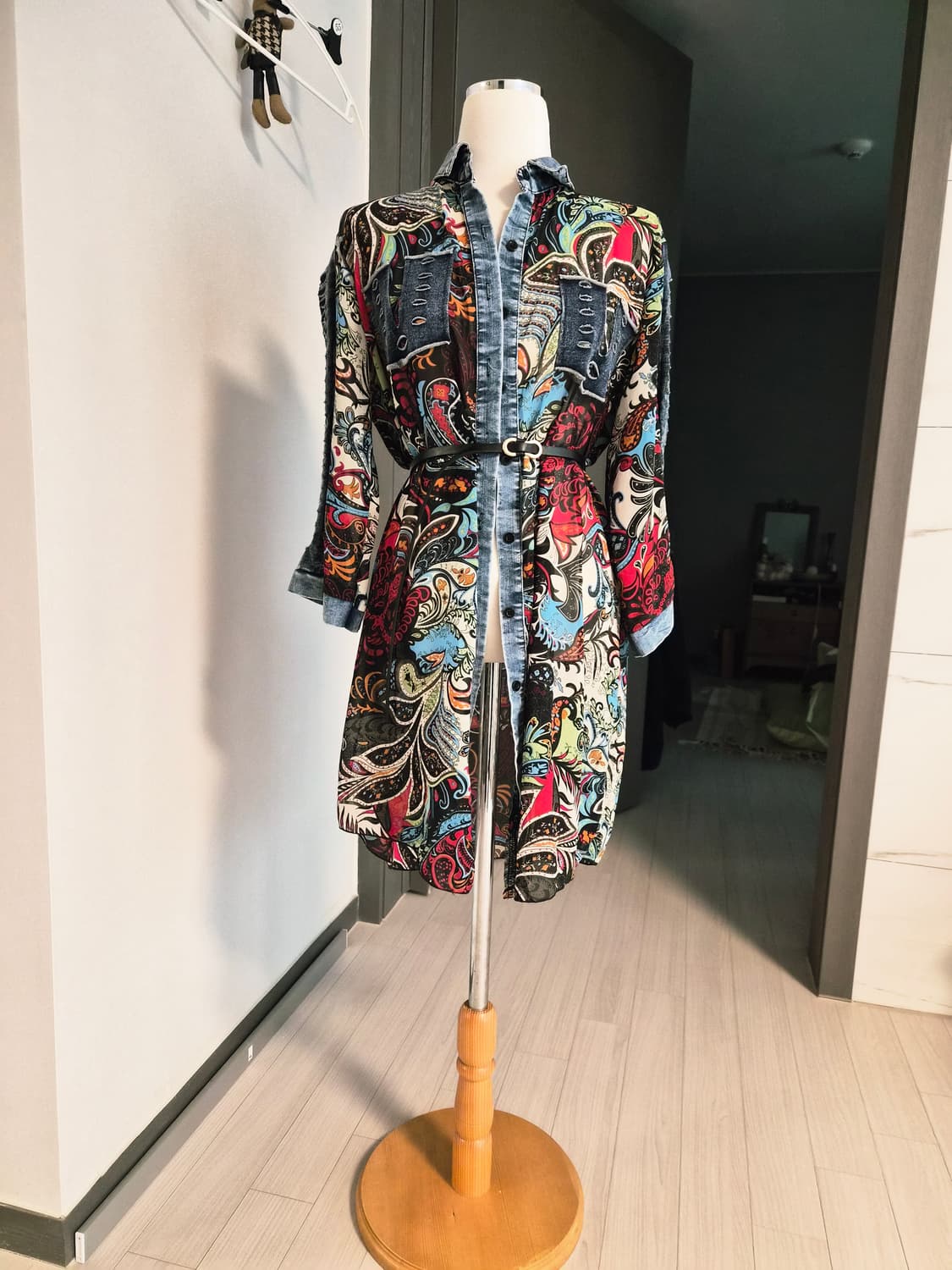 에스닉 페이즐리 데님 믹스 롱 셔츠 원피스 상품이미지1