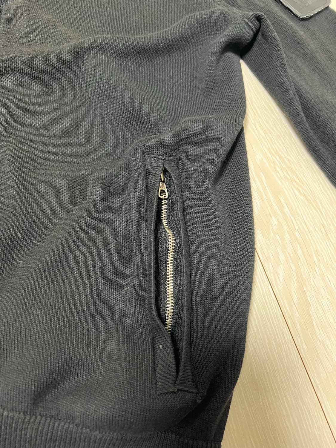 CP컴퍼니 집업후드니트 L 100 상품이미지5