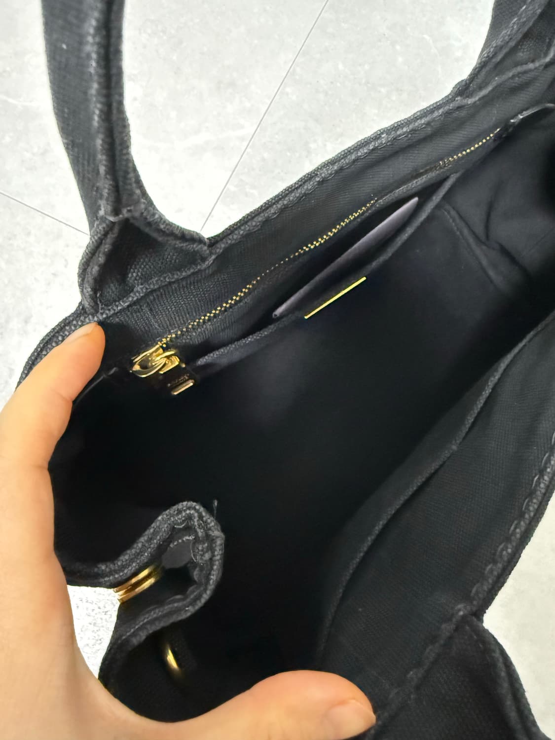 프라다 카나파 토트백 상품이미지4