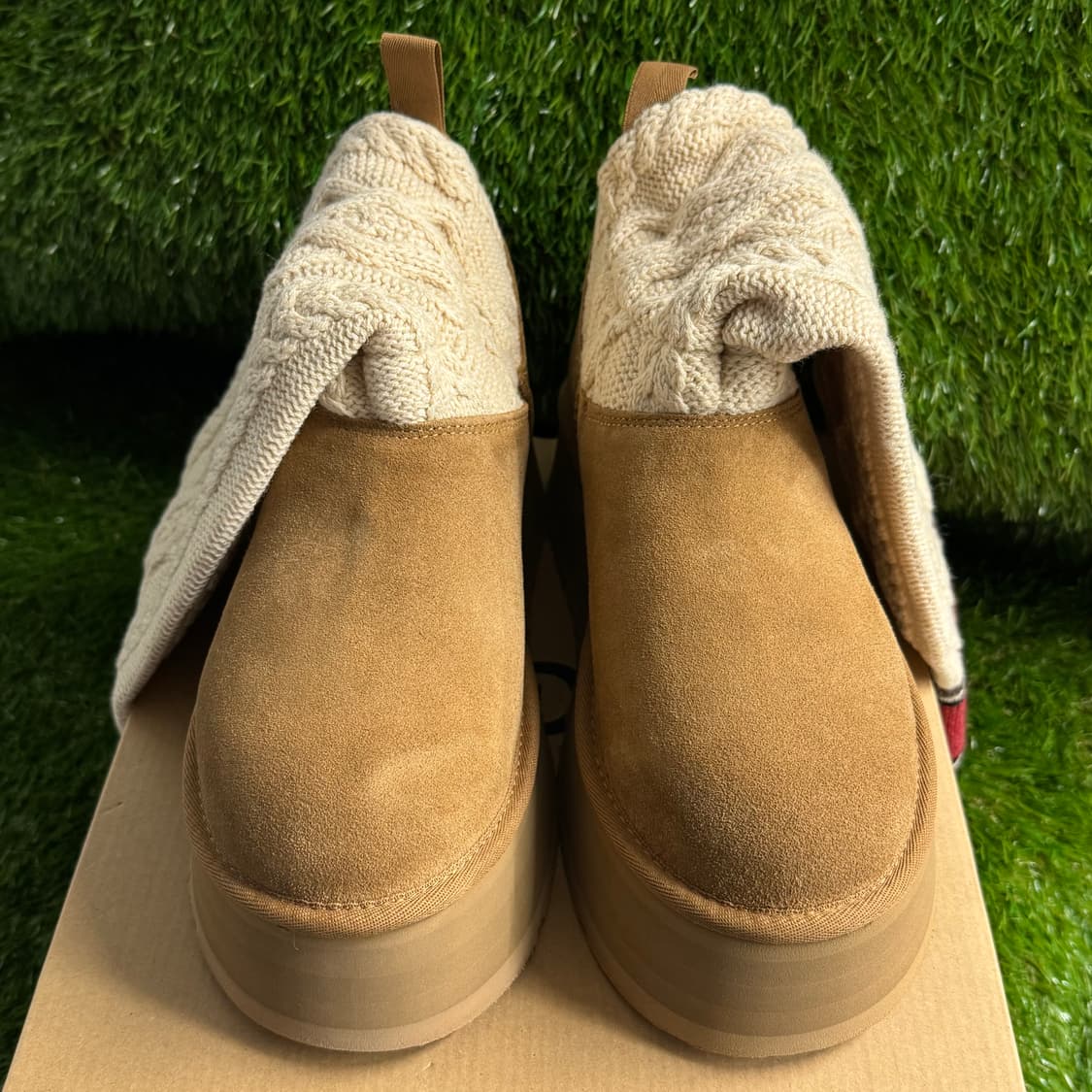 w 어그 클래식 스웨터 레터 부츠 체스트넛 상품이미지4