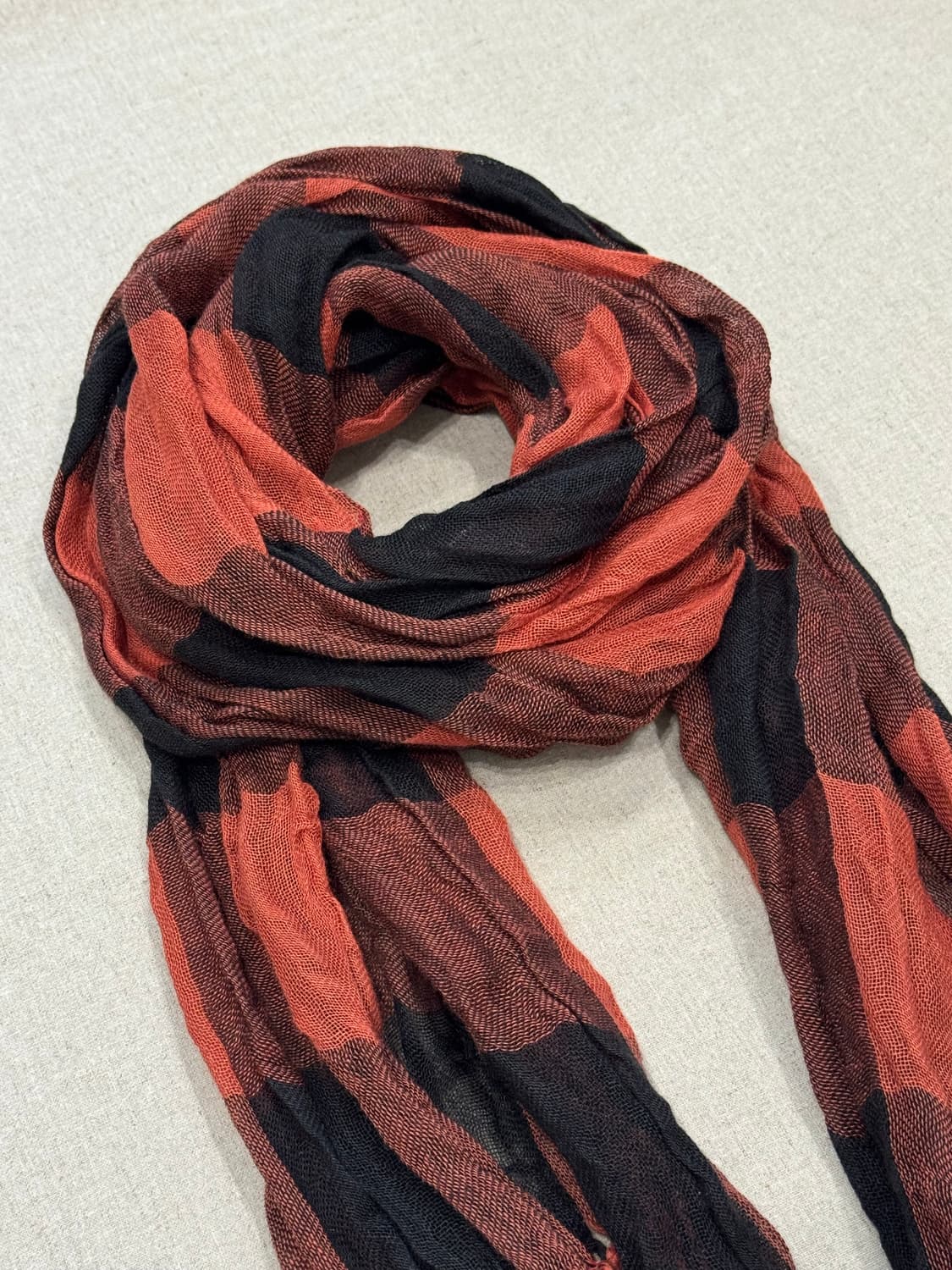 요지야마모토 린넨 레드 체크 머플러 상품이미지3